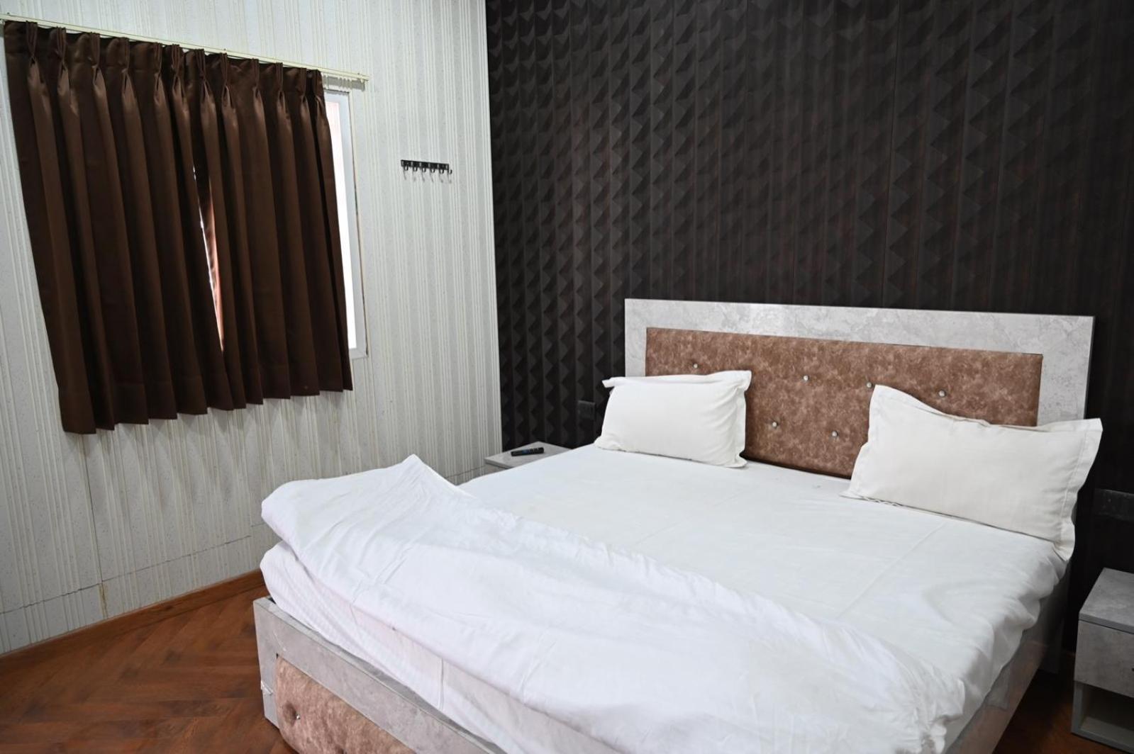 4 Seasons Resort By Jain Residency Sohna 外观 照片