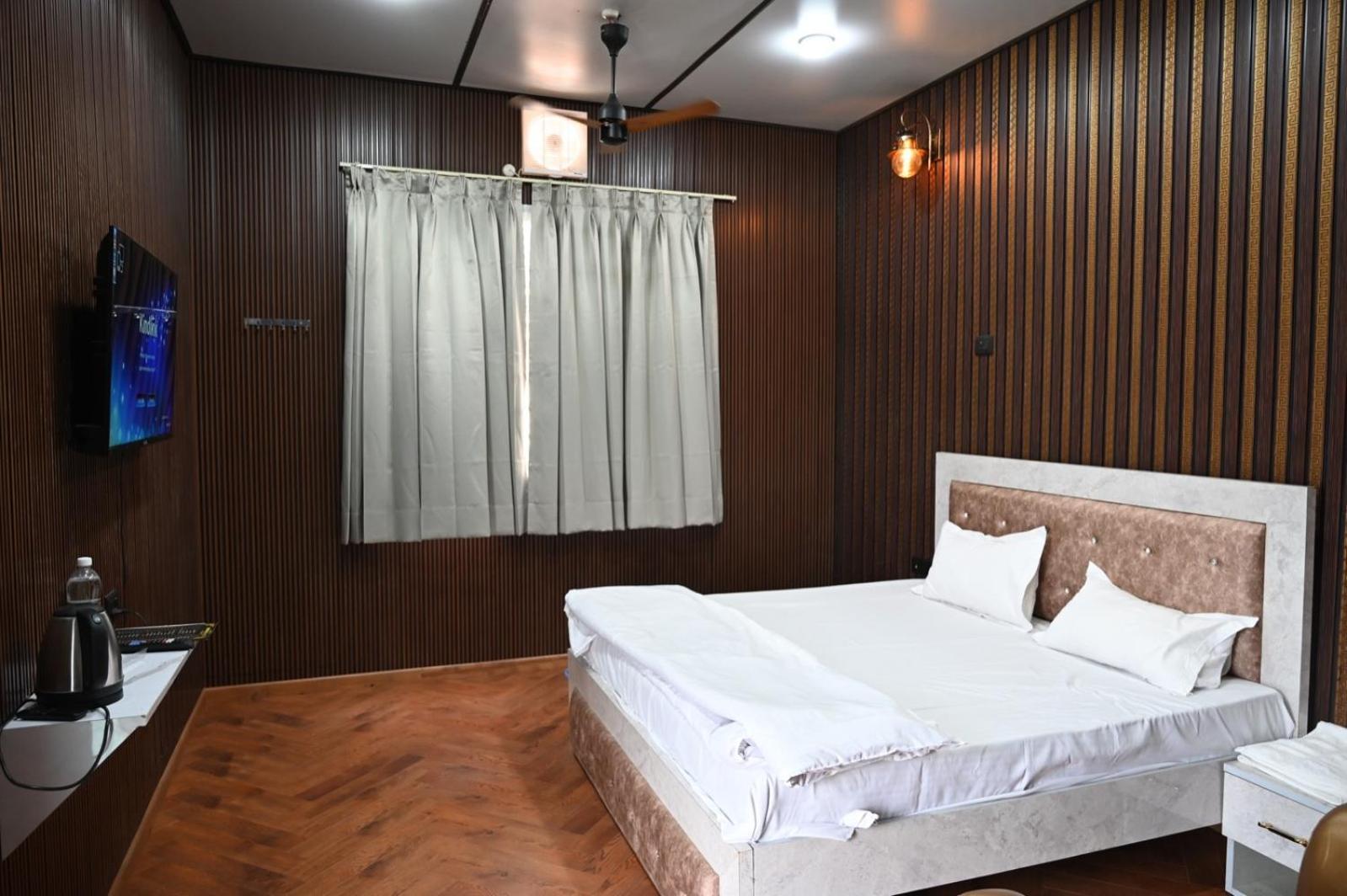 4 Seasons Resort By Jain Residency Sohna 外观 照片